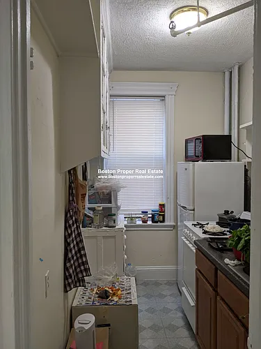 360 Riverway #12 Photo 1