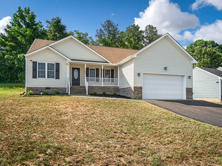 3867 Perthshire Ln — Photo 3