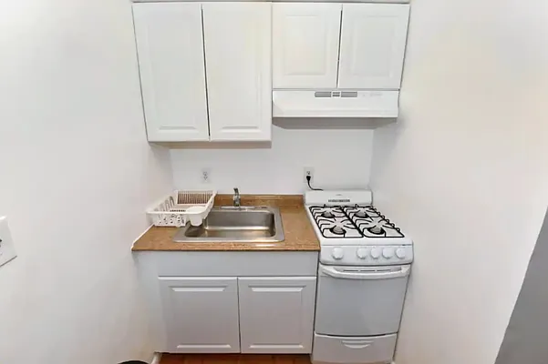 Rented by Corcoran | media 19