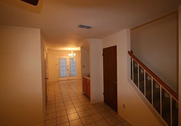 2nd image of 1904 Dartmouth St APT C1