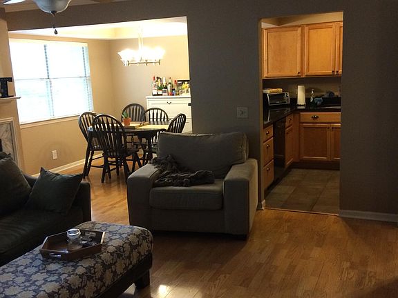 4th image of 5701 Chapman Mill Dr APT 150