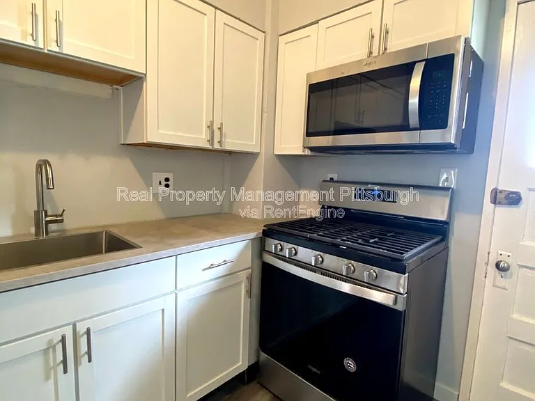 16 Marie Ave #1 — Photo 4