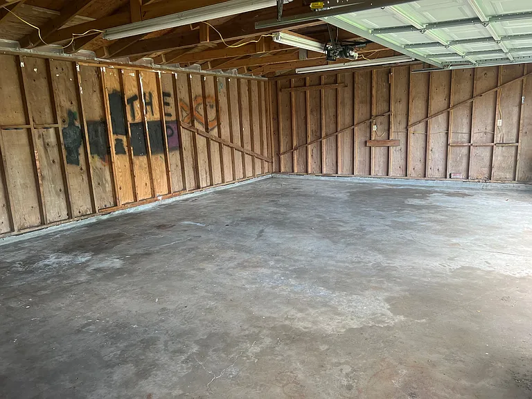 702 Lilac St — Photo 18