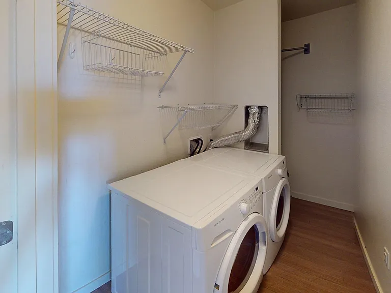Platinum Apartments — Photo 45