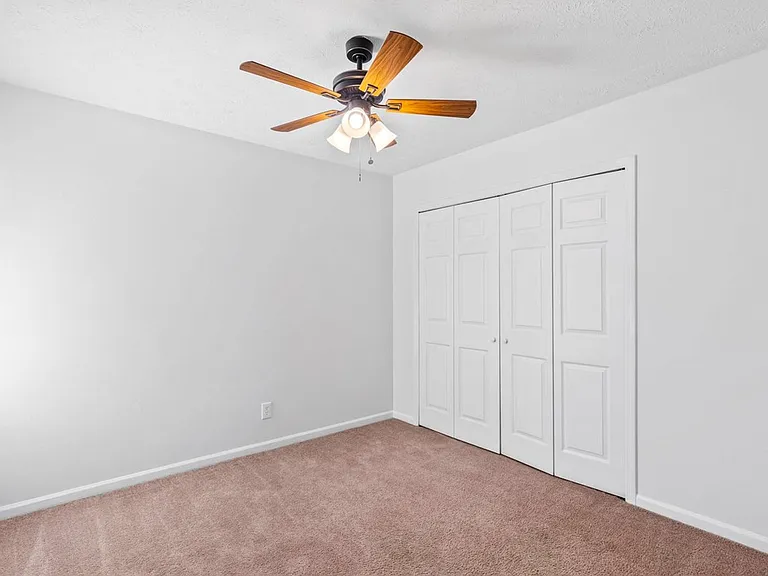52 Woodcock Dr — Photo 23