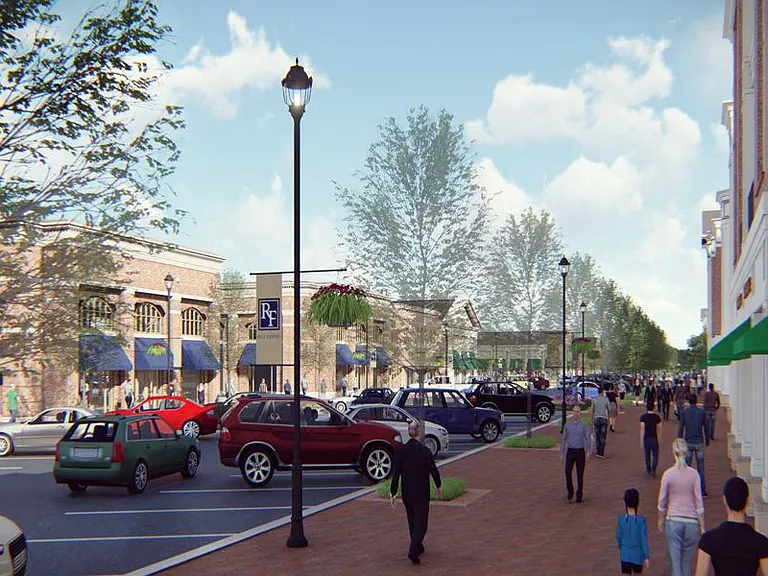 Ample dining and shopping nearby
