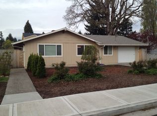 52353 SW 1st St, Scappoose, OR 97056