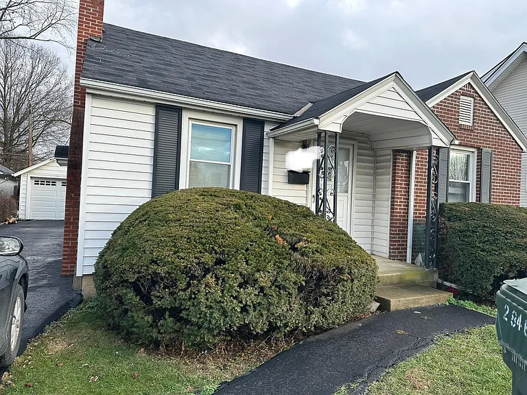 2846 S High St — Photo 1