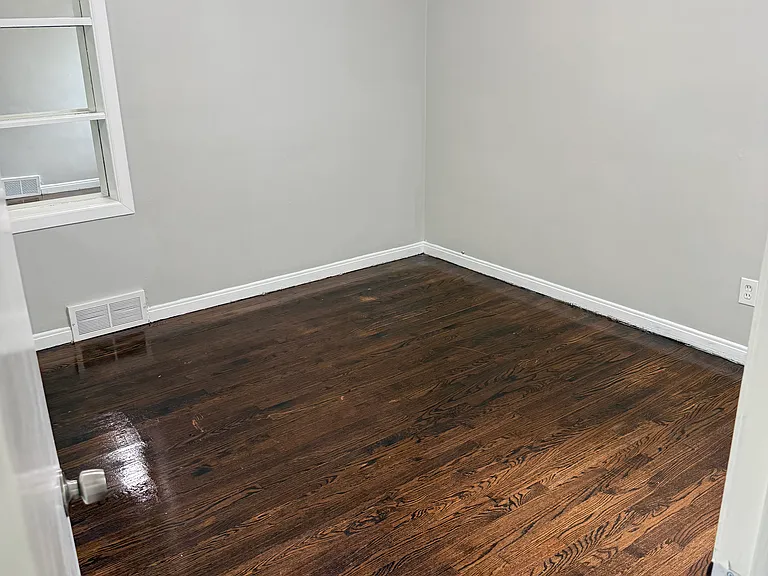 11442 Inkster Rd — Photo 11