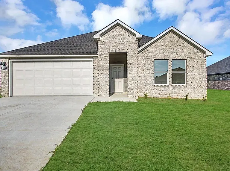 6312 Warwick Dr — Photo 1