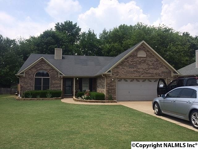 1st image of 108 Medicine Bend Ct