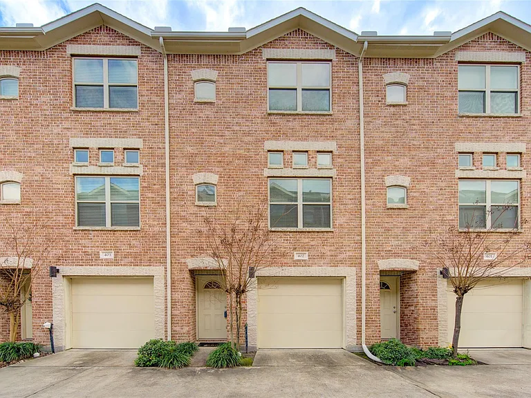 2710 Hullsmith Dr #402 — Photo 2