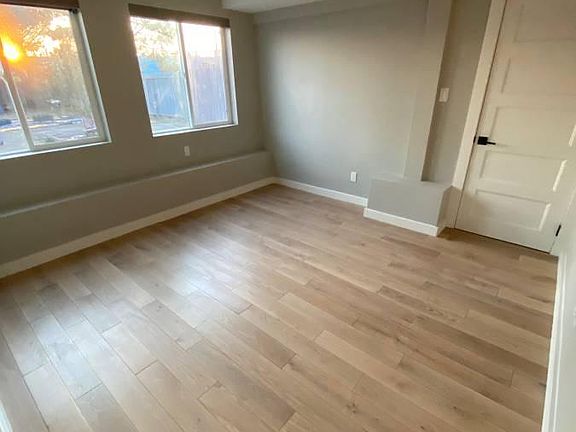4th image of 2723 39th Ave #A