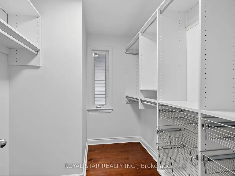 1448 Queensdale Ave — Photo 27