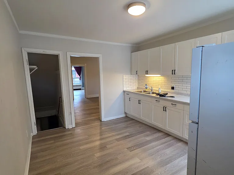 296 Emerald St N #1 — Photo 11