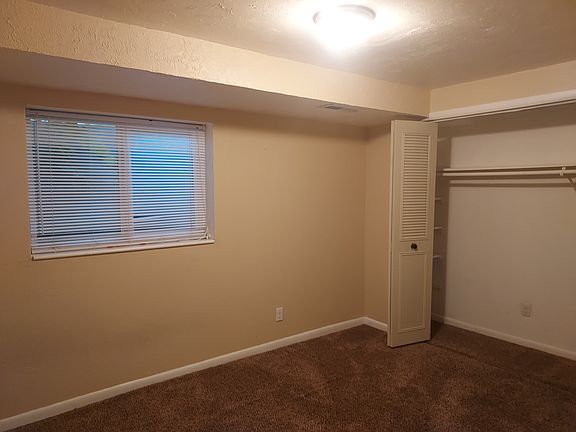 5th image of 9604 S Stornoway Cir #Basement