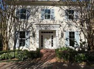 2625 Labarre Ln, Metairie, LA 70005