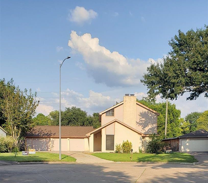 1st image of 13902 Ella Lee Ln