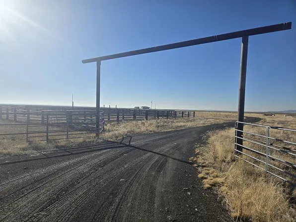 61685 Lawen Rd, Burns, OR 97720