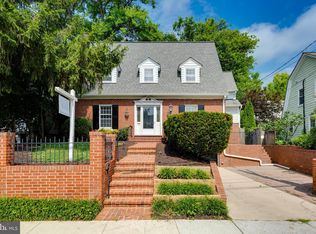 8104 Maple Ridge Rd, Bethesda, MD 20814