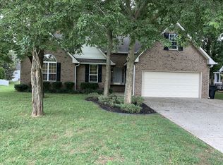 2630 English Hill Dr, Murfreesboro, TN 37130