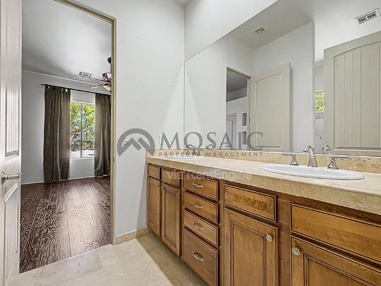 14006 E Mark Ln — Photo 27