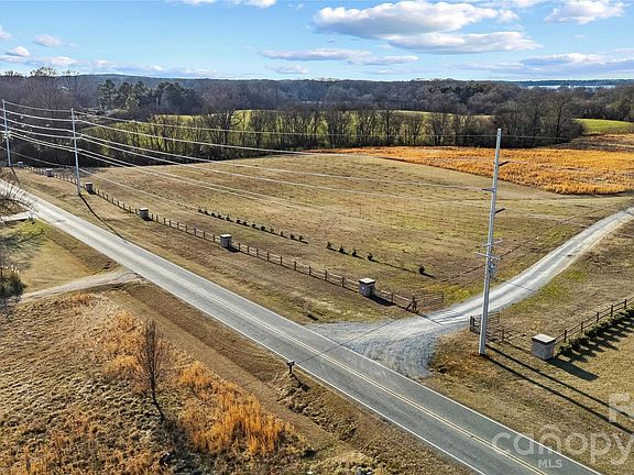 2nd image of 2504 Long Hope Rd