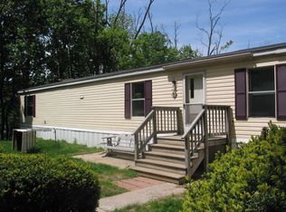 11 Old Church Rd, Robesonia, PA 19551