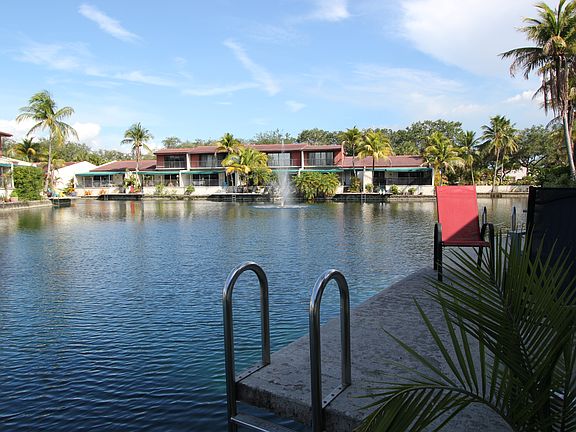 3rd image of 15205 Loch Isle Dr W