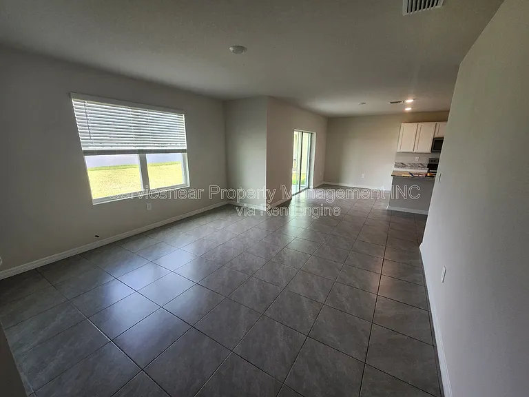 18002 Canopy Pl — Photo 5