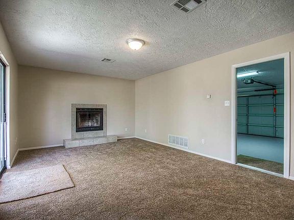 5th image of 3730 Agate St