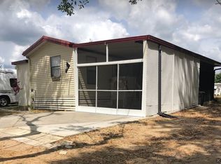 128 Wildwood Ln, Thonotosassa, FL 33592