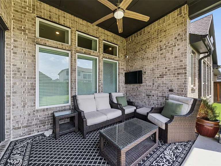 13715 Aventino Pointe Dr — Photo 27