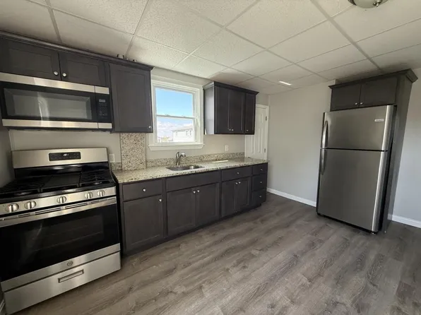 71 Campbell St, Fall River, MA 02723