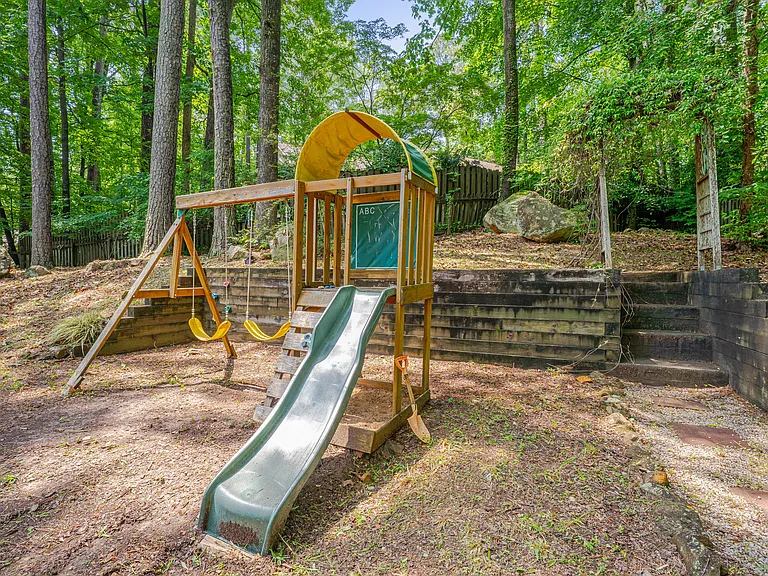 207 Old Forest Creek Dr — Photo 34