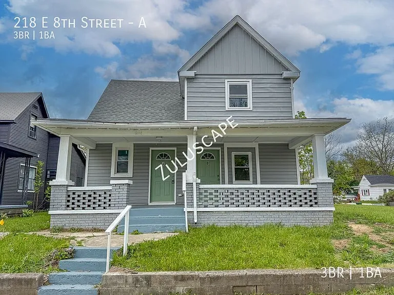 218 E 8th St #A — Photo 1