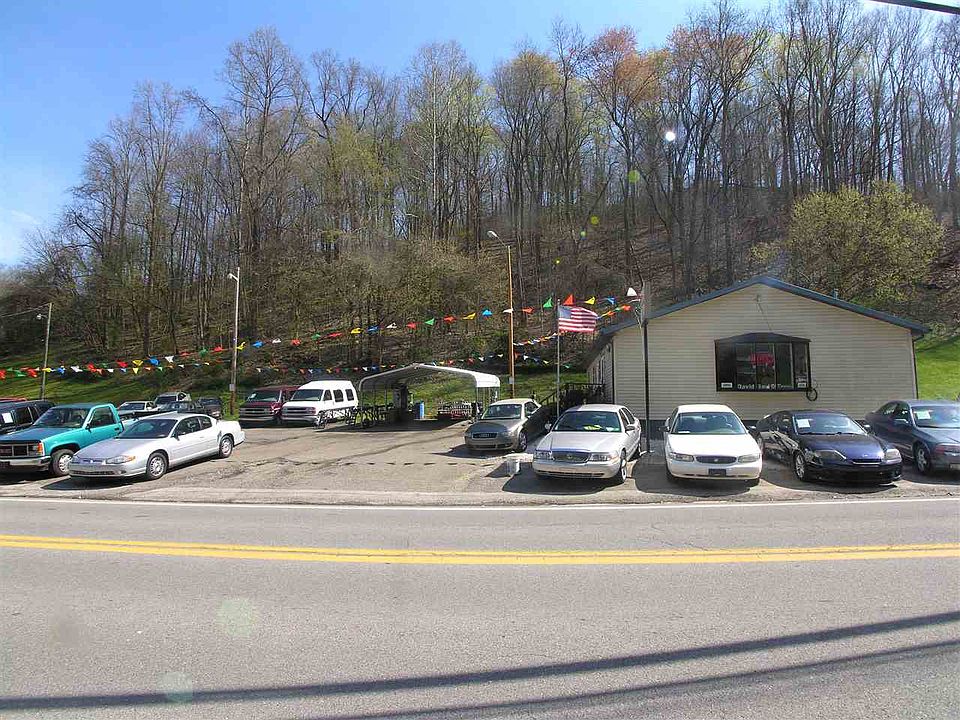 1st image of 1705 Oakhurst Dr
