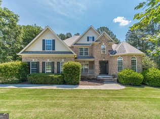1641 White Oak Cv, Loganville, GA 30052