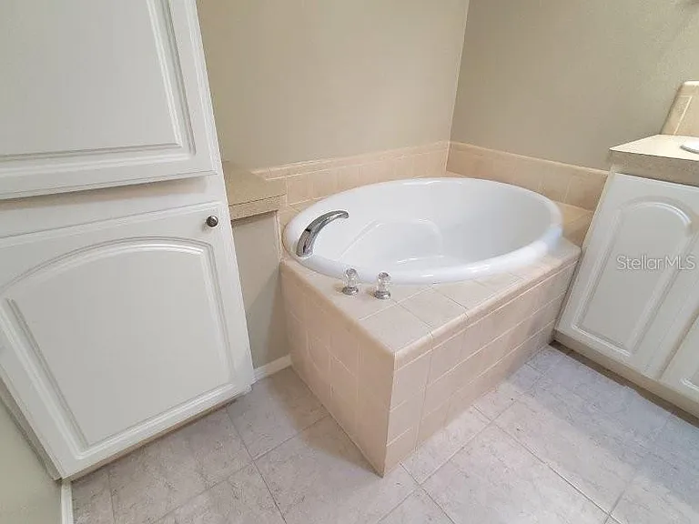14 Freeman Ave — Photo 26