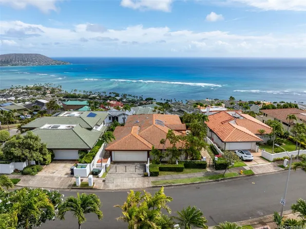 167 Maono Pl, Honolulu, HI 96821