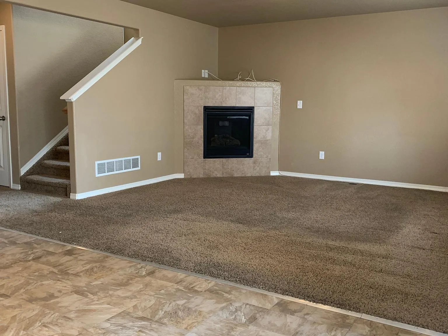 5 bed, 3193 sqft, $2,950 — Photo 4