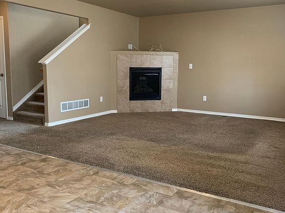 4th image of 1004 Diamond Rim Dr