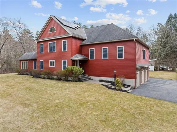 7 Easy St, Northborough, MA 01532