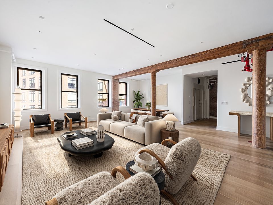 1st image of 243 Broadway Unit 3