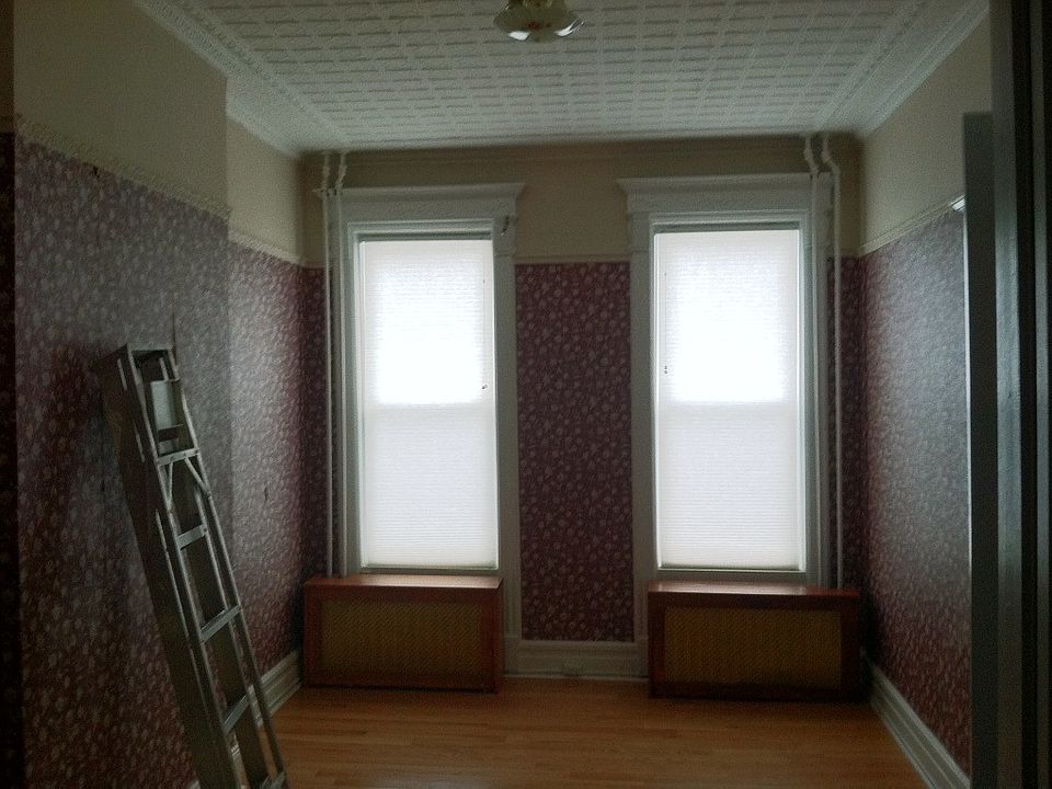 2nd image of 419 73rd St