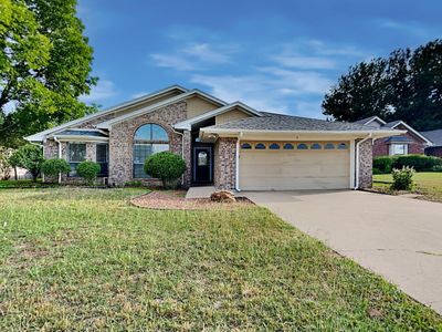 5 Village Trl, Trophy Club, TX, 76262