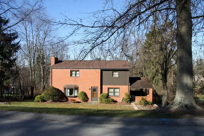 106 Williams Ave photo 1