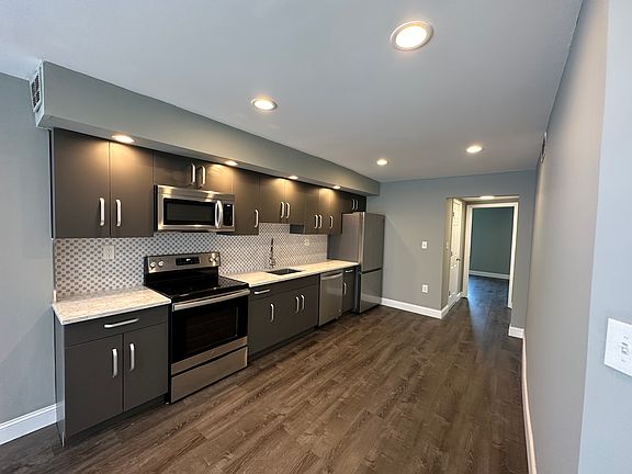 2nd image of 648 South St Floor 2