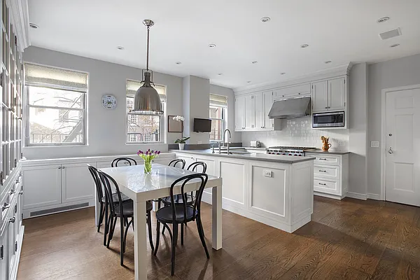 Sold by Stribling | media 21