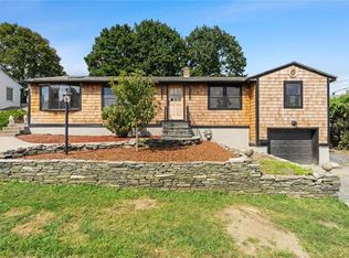 95 Hyde St, Cranston, RI 02920